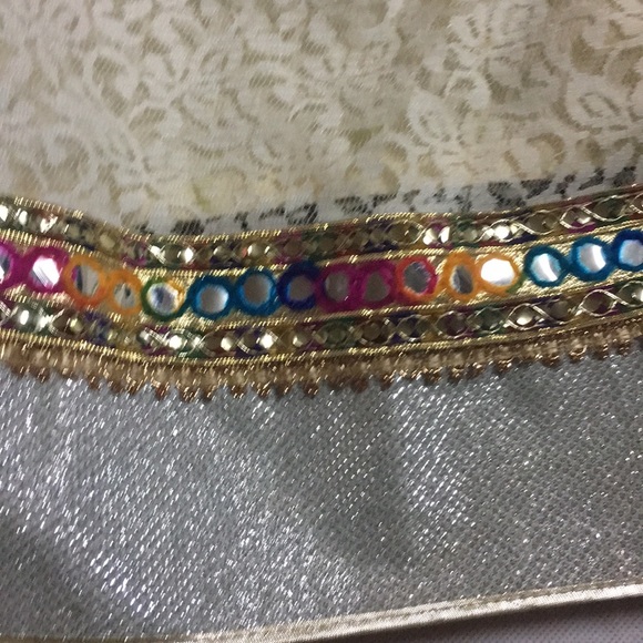 Beautiful Bollywood 3 Piece outfit size age 6 - Picture 7 of 8